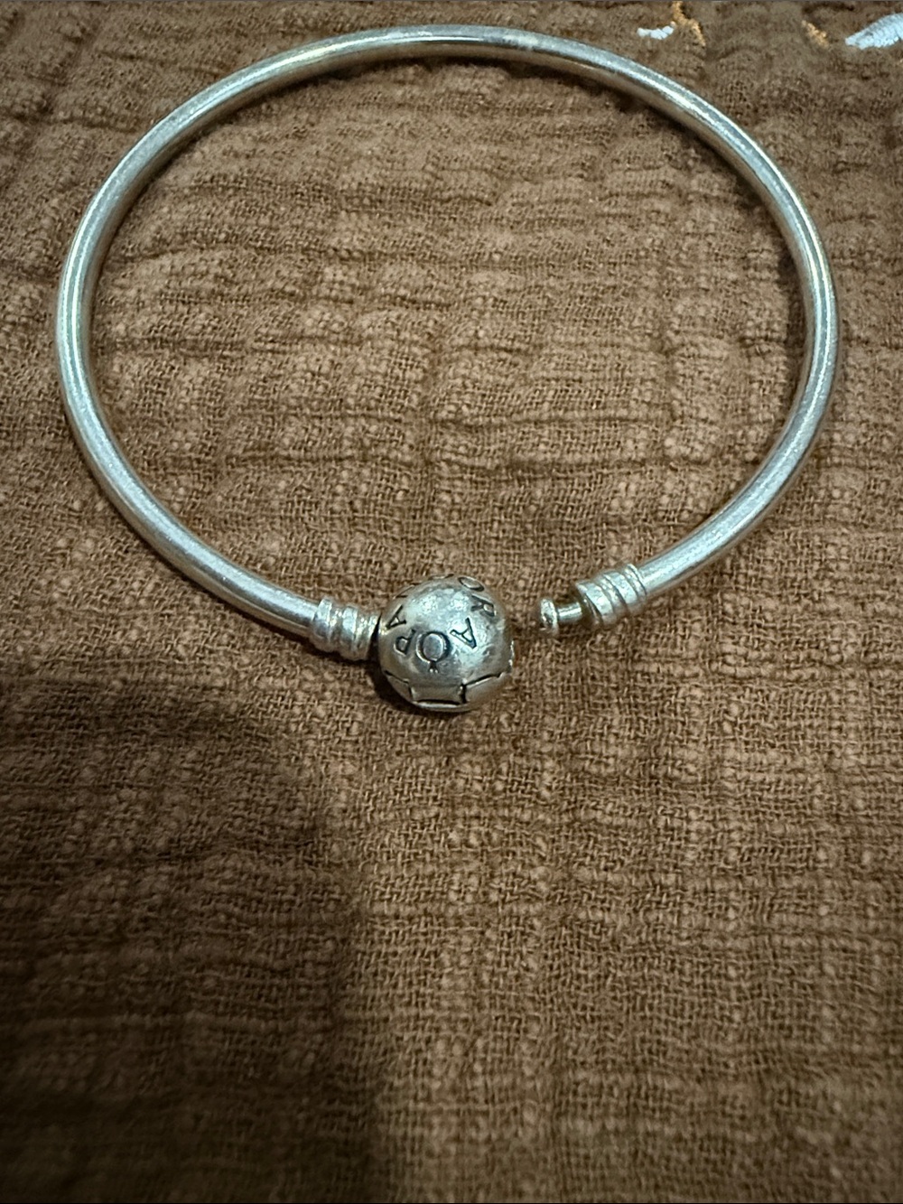 Pandora Silver Tone Round Clasp Bangle Bracelet